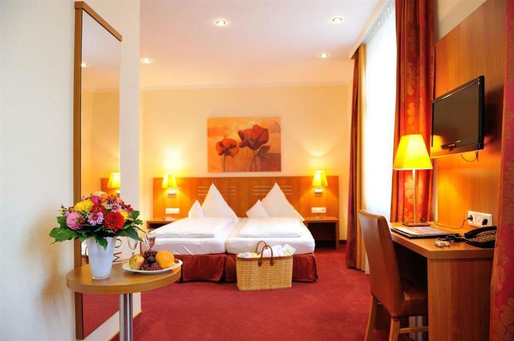 Hotel Vis A Vis Lindau  Habitación foto